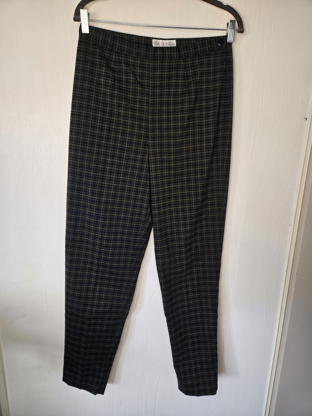Seasons Collection Black and Green Plaid Dress Pants